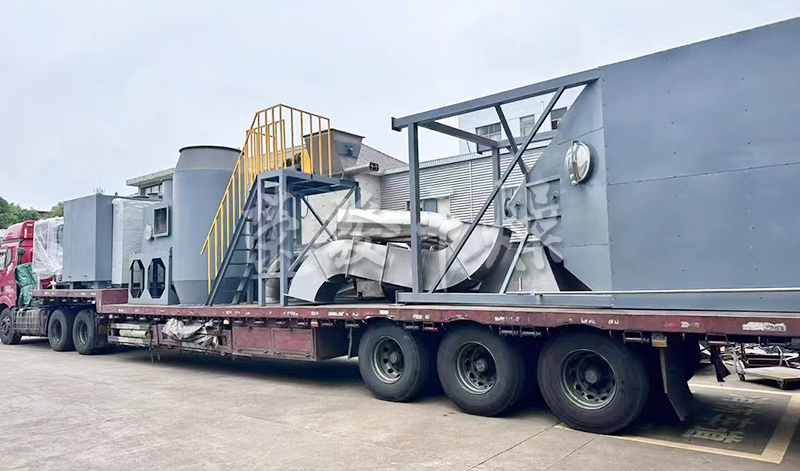 分子篩烘干項(xiàng)目發(fā)貨現(xiàn)場！